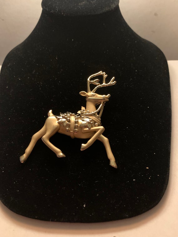 Reindeer brooch clearance