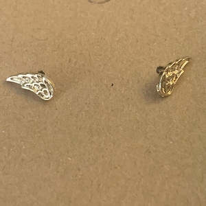 ANGEL WINGS STUDS