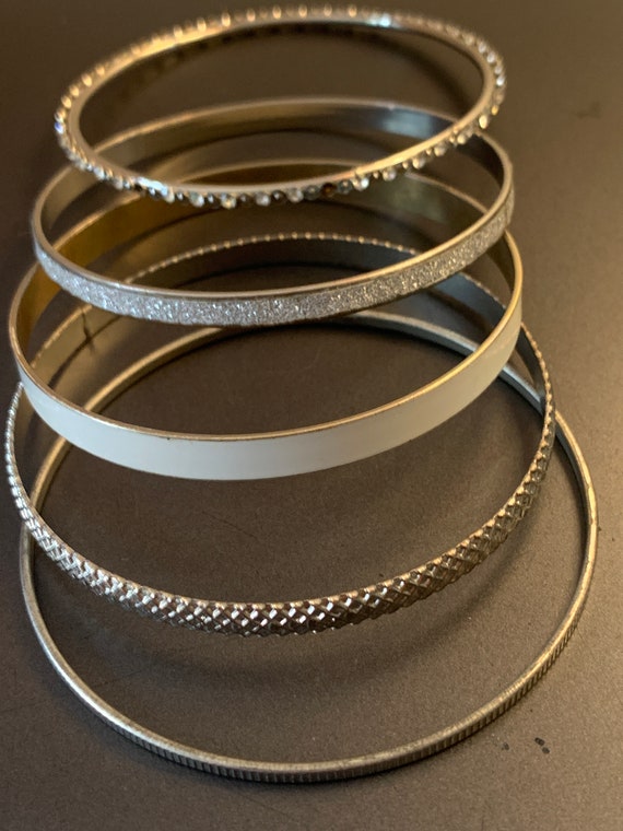 5 SILVERTONE WHITE BRACELETS - image 4