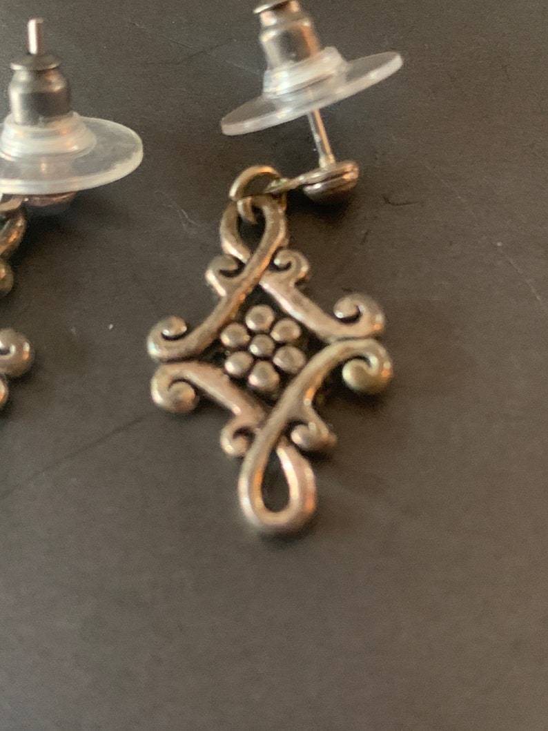 Gold Tone Flower Vine Stud Earrings Etsy