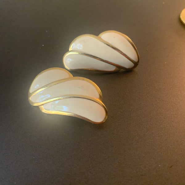 Vintage White Enamel Wide Half-Hoop Clip-on Earrings