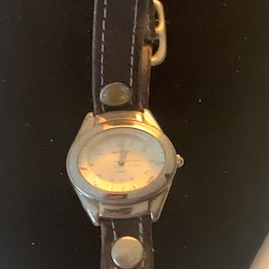 Red Monkey Design Ladies Silver Watch 20 Inch Brown Leather waist Band NEW BATTERY