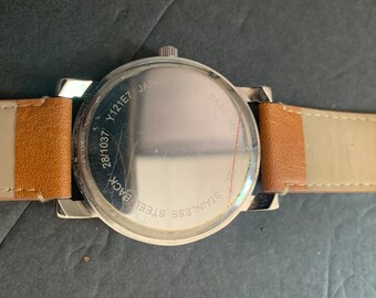 Japan movt watch y121e7 hotsell