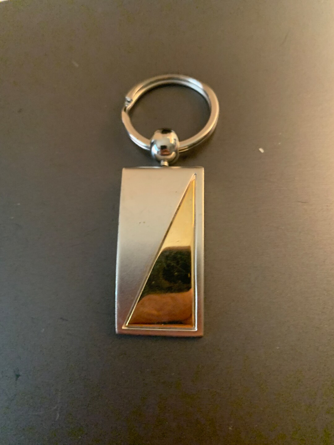 Two Tons Keychain - Etsy