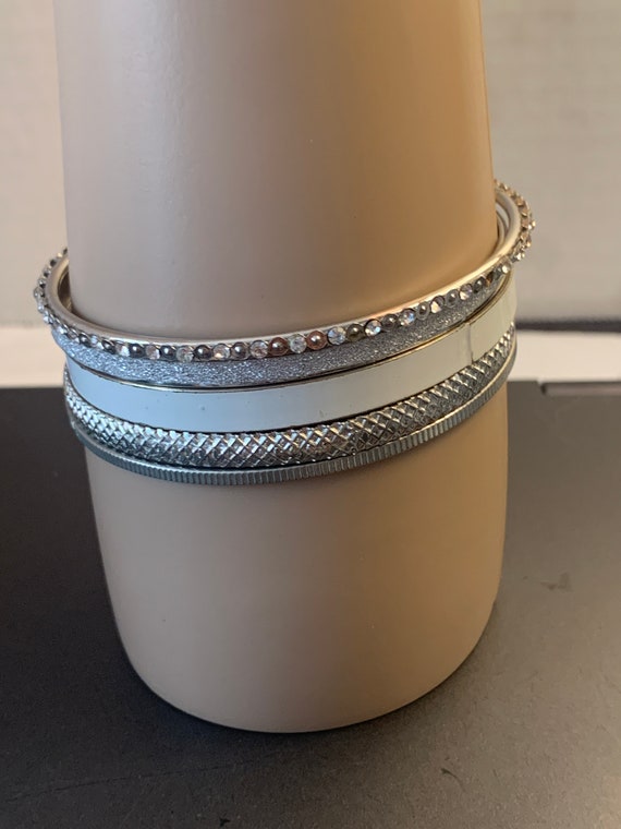 5 SILVERTONE WHITE BRACELETS - image 1