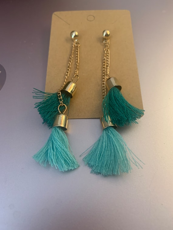 DANGLiNG DROP STUD EARRINGS - image 1