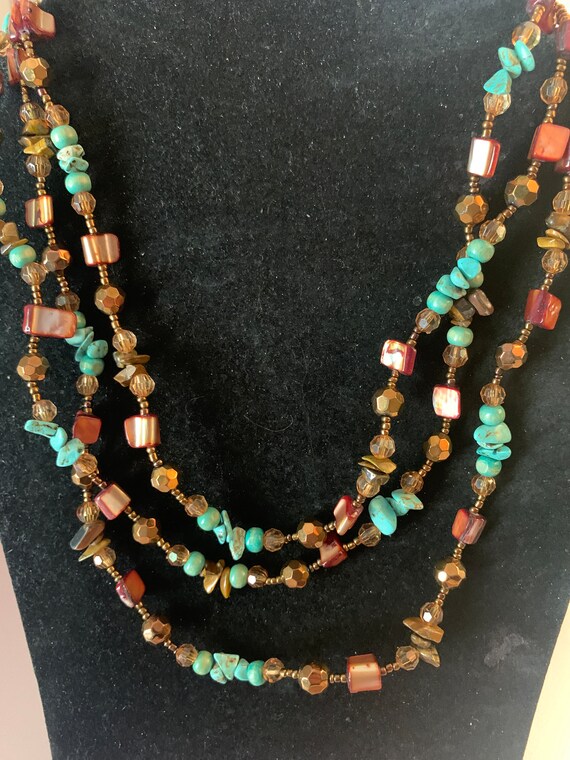 3 STRANDED MOP NECKLACE.....A - image 2