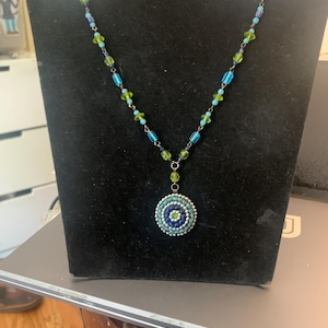 Green Center Glass Beaded Necklace