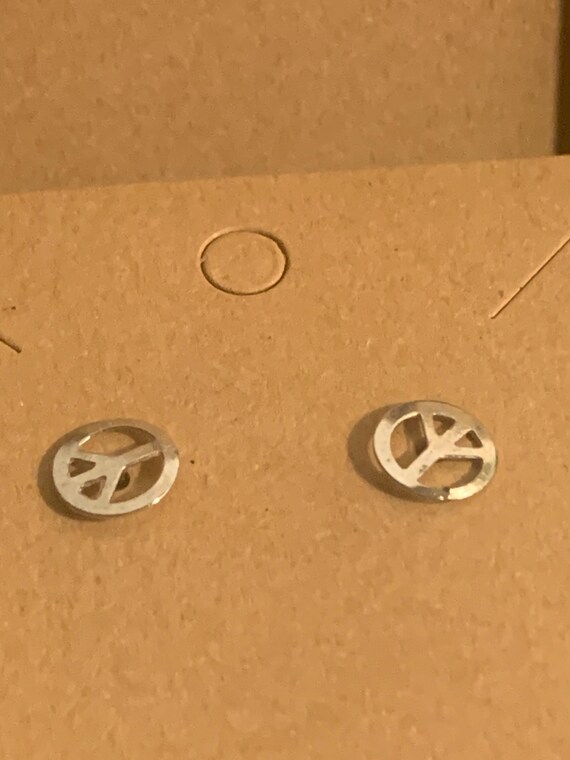 4 Pair Silvertone Earrings - image 3