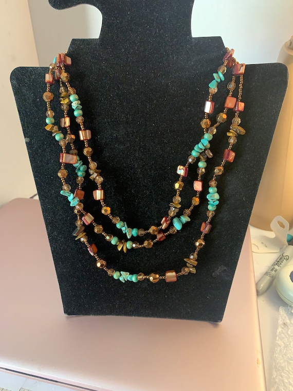 3 STRANDED MOP NECKLACE.....A - image 1