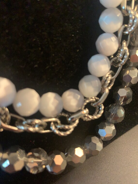 3 STRANDED ASSORTED NECKLACE - image 3
