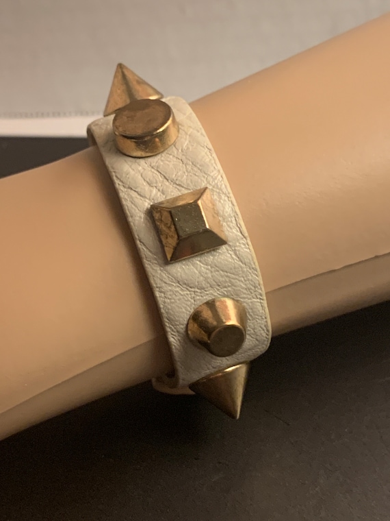 RUBBER STUDED SNAPBRACELET - image 1