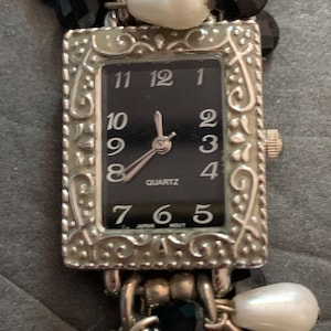 Vintage Quartz Beaded Bracelet Watch NEW BATTERY