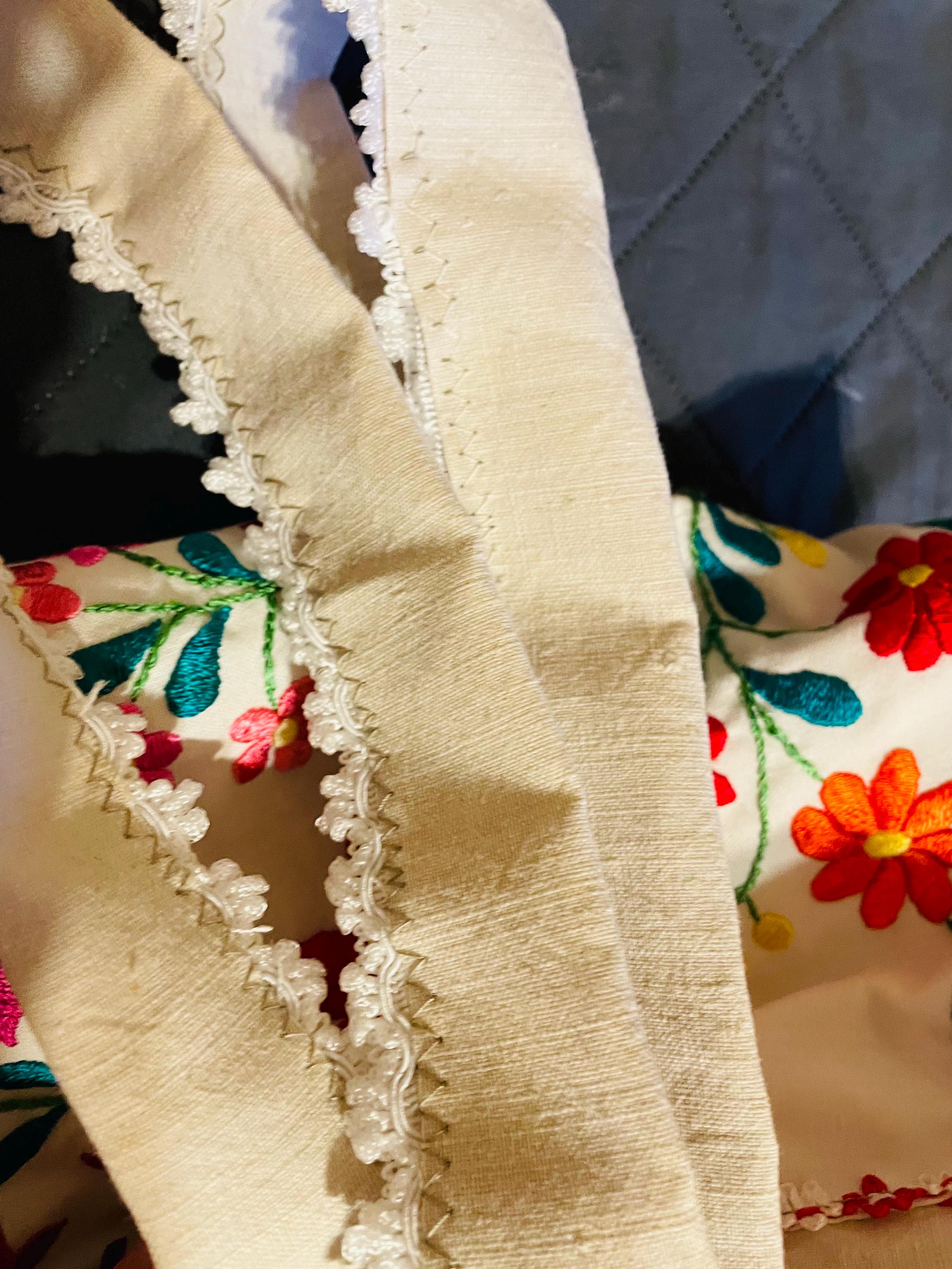 ハンガリー刺繍のハンドメイドトートバッグ｜カロチャの民芸品