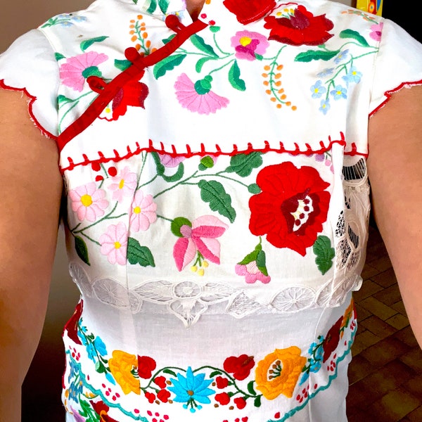 Traditional Chinese Dress. Qipao dress made of vintage Traditional Hungarian handmade embroidery.