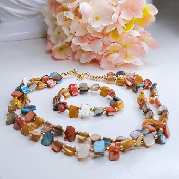 Shell Beaded Statement Jewelry - Fashion Chunky Beaded Necklace and Bracelet Set - Partywear - Beach Wear - Office Wear - Gift for Her