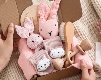 Newborn Set XXL "kleiner Hase" personalisierbar mit Namen für Geburt , Taufe , Babyparty oder einfach so - 6 Teile