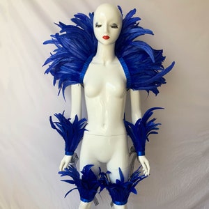 Couleur 4 tons, châle en plumes bleu showgirl, haussement d'épaules en plumes pour costume de carnaval, chaîne en plumes de coq, haut en plumes one set