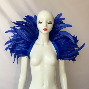 Couleur 4 tons, châle en plumes bleu showgirl, haussement d'épaules en plumes pour costume de carnaval, chaîne en plumes de coq, haut en plumes feather shawl
