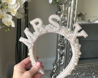 Mrs Personalised Bride to Be Bridal headband Hen Party Headpiece in Gold and Pearl with Gold Rhinestone & Faux Pearl details