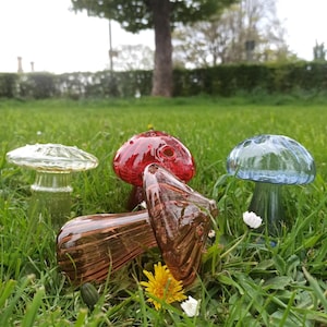 Glass Mushroom Vase – Hand Blown Fungi Flower Vase – Cottagecore Home Decor – Plant Lover Gift image 1