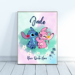 Póster digital personalizado con el nombre de Stitch. Descarga digital. Láminas de pared de Lilo y Stitch. Amantes de Stitch. Nombre personalizado. Impresión digital.