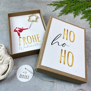 Geschenkschachtel Weihnachten Ho ho Ho, Gutscheinverpackung, Geldgeschenk personalisiert mit Namen, Wunderkerze, Baumwollsäckchen + Anhänger