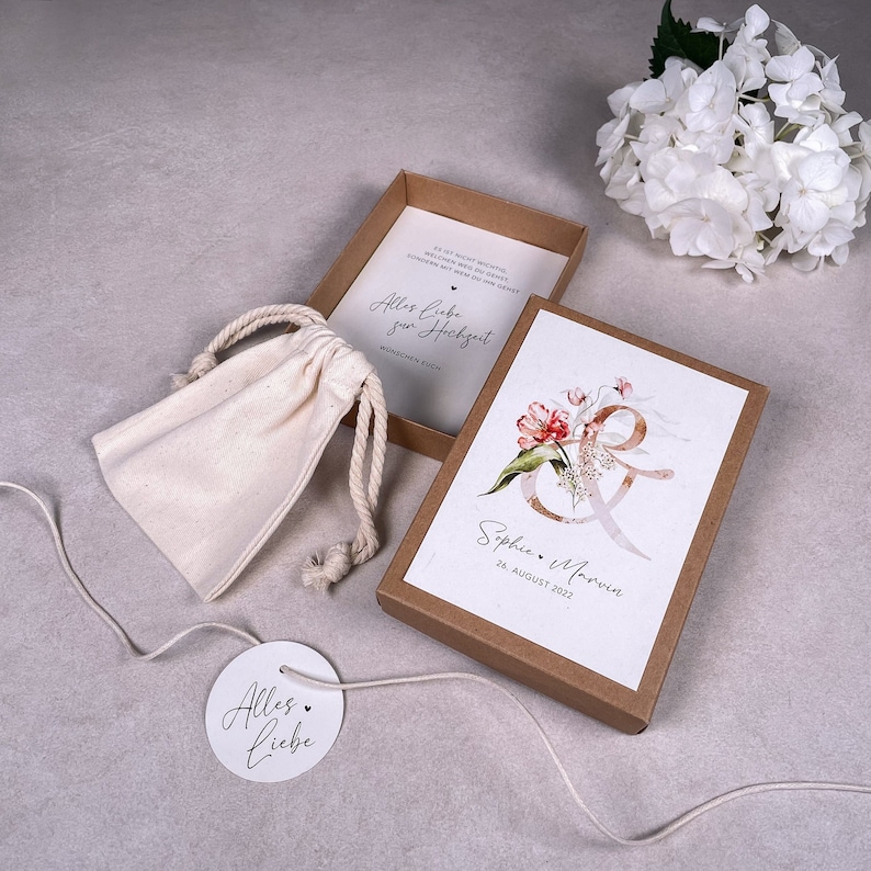 Geschenkschachtel HOPE Geschenkbox Geschenk zur Hochzeit Geldgeschenk personalisiert mit Namen, Baumwollsäckchen Anhänger Bild 1