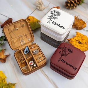 Birth Flower Jewelry Travel Case, Birth Month Flower Gift, Personalized Birthday Gift, Leather Jewelry Travel Case, Custom Jewelry Case