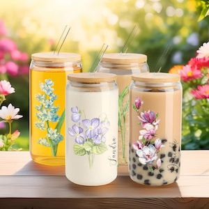 Personalized Iced Coffee Cup Floral Retro, Custom Can Glass with Lid and Straw, Bridesmaid Gift, Bachelorette Glass Cup, Bridesmaid Proposal