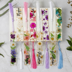 Personalized Pressed Flower Bookmark, Daisy Resin Bookmark, Custom Bookmark With Name, Floral Bookmarks For Women, Reader Gift, Gift For Her