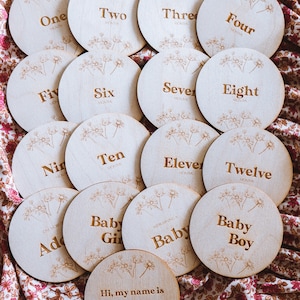 Cartões personalizados de marcos para bebês // Daisy