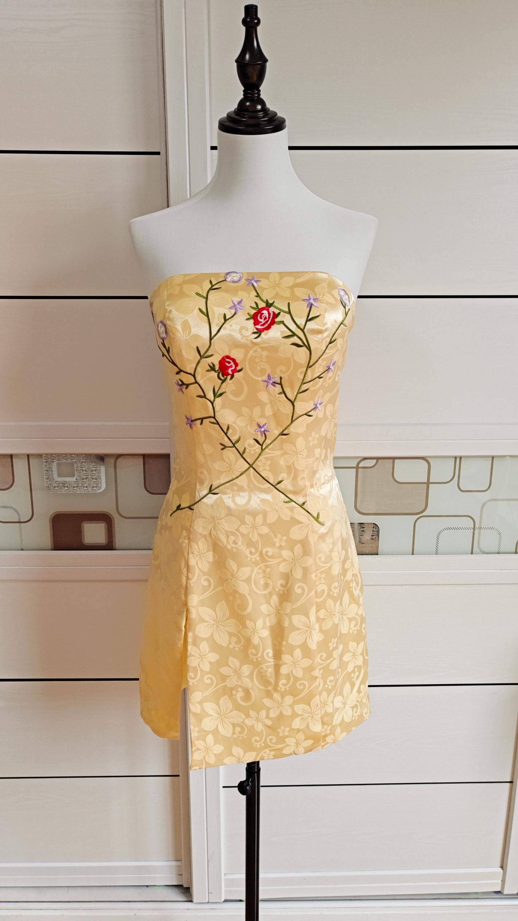 Inspired Rachel Green Dress Yellow Embroidered Dress Cosplay Costume Inspired Rachel Green Dress Yellow Embroidered Dress Cosplay Costume
