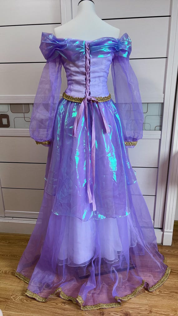 インスピレーションを受けた新しい紫色のプリンセスジャスミンドレス