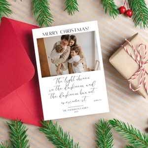 Bearbeitbare religiöse Weihnachtskarten mit Foto, christliche Weihnachtskartenvorlage, Sofort-Download, Bibel-Verskarte, Canva-Vorlage