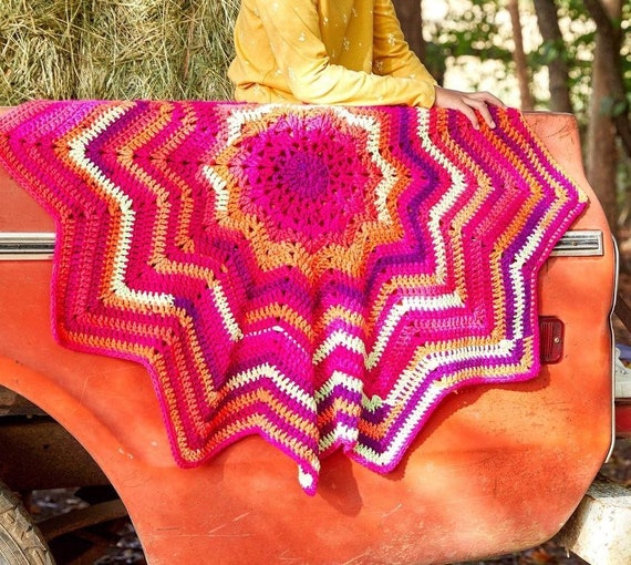 【手編み】月と星のモチーフ ブランケット（三色団子カラー）　グラニースクエア 手編み】月と星のモチーフ ブランケット（三色団子カラー） グラニー