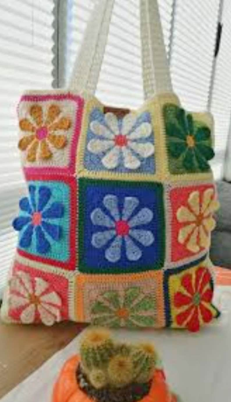 Crochet bag , granny square bag , crochet daisy bag , tote crochet pattern, flower crochet bag image 3