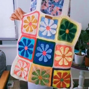 Crochet bag , granny square bag , crochet daisy bag , tote crochet pattern, flower crochet bag image 5