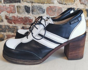 Destroy Men shoes 470 Destroyed Shoes Stock Photos - Free & Royalty-Free Stock  main image 2