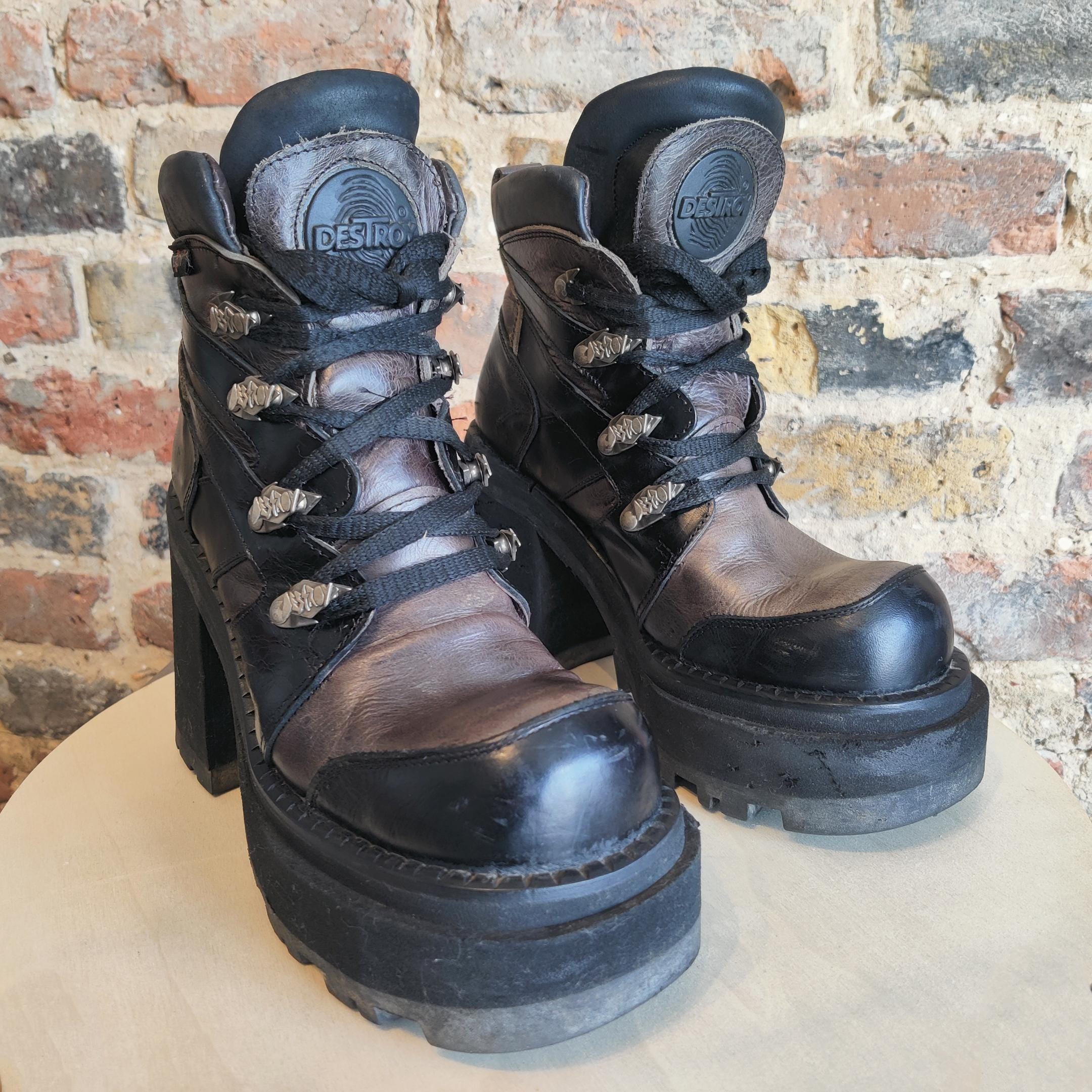 Vintage 90s Y2K Destroy Platform Block Heel Black Brown Leather