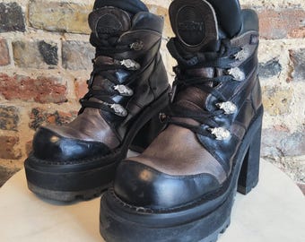 Vintage 90s Y2K Destroy Platform Block Heel Black Brown Leather