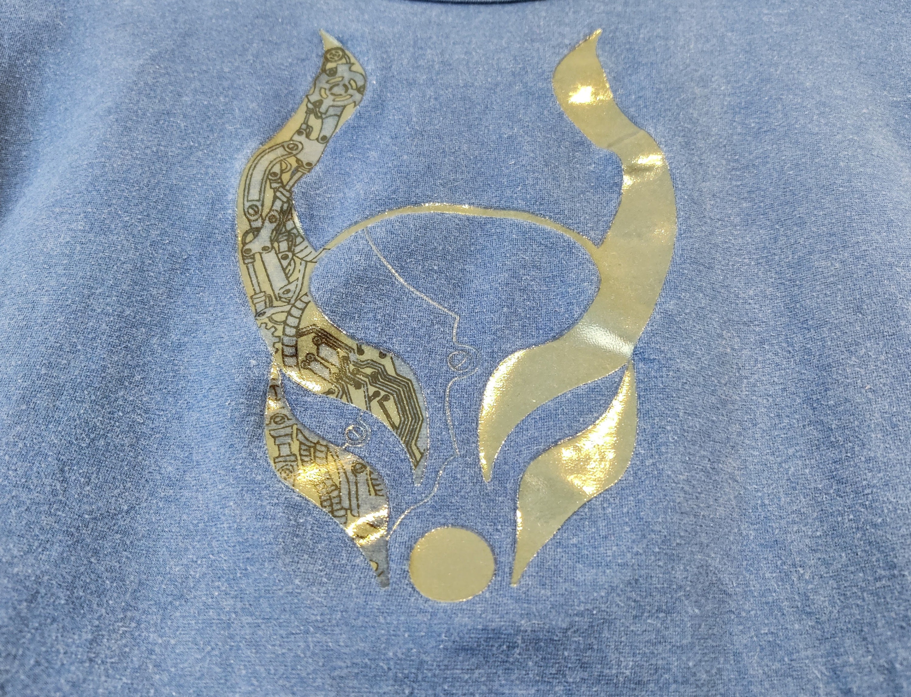 Classic 2000s Cyberdog Blue Reflective UV Reactive Blue T