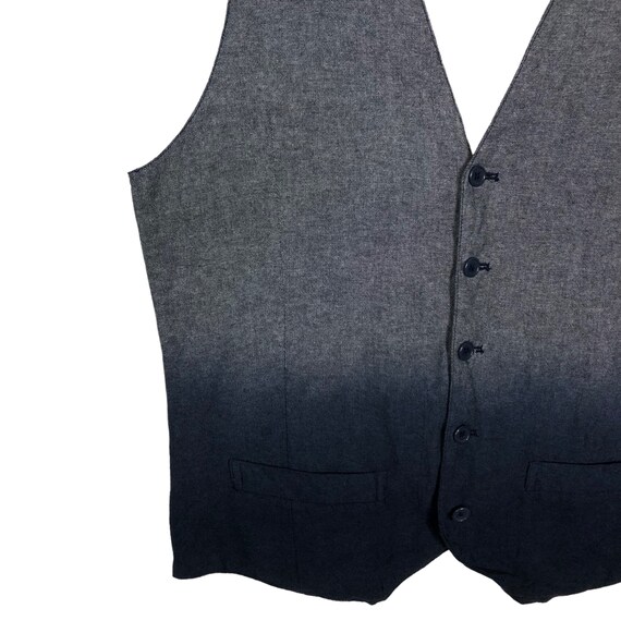 2 Tones Vest Color Mix Semantic Design Inspire Is… - image 3