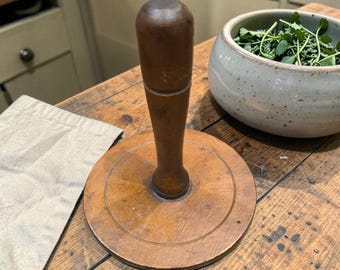 Rare Antique Primitive Wooden Herb Masher 6.5 X 5.5