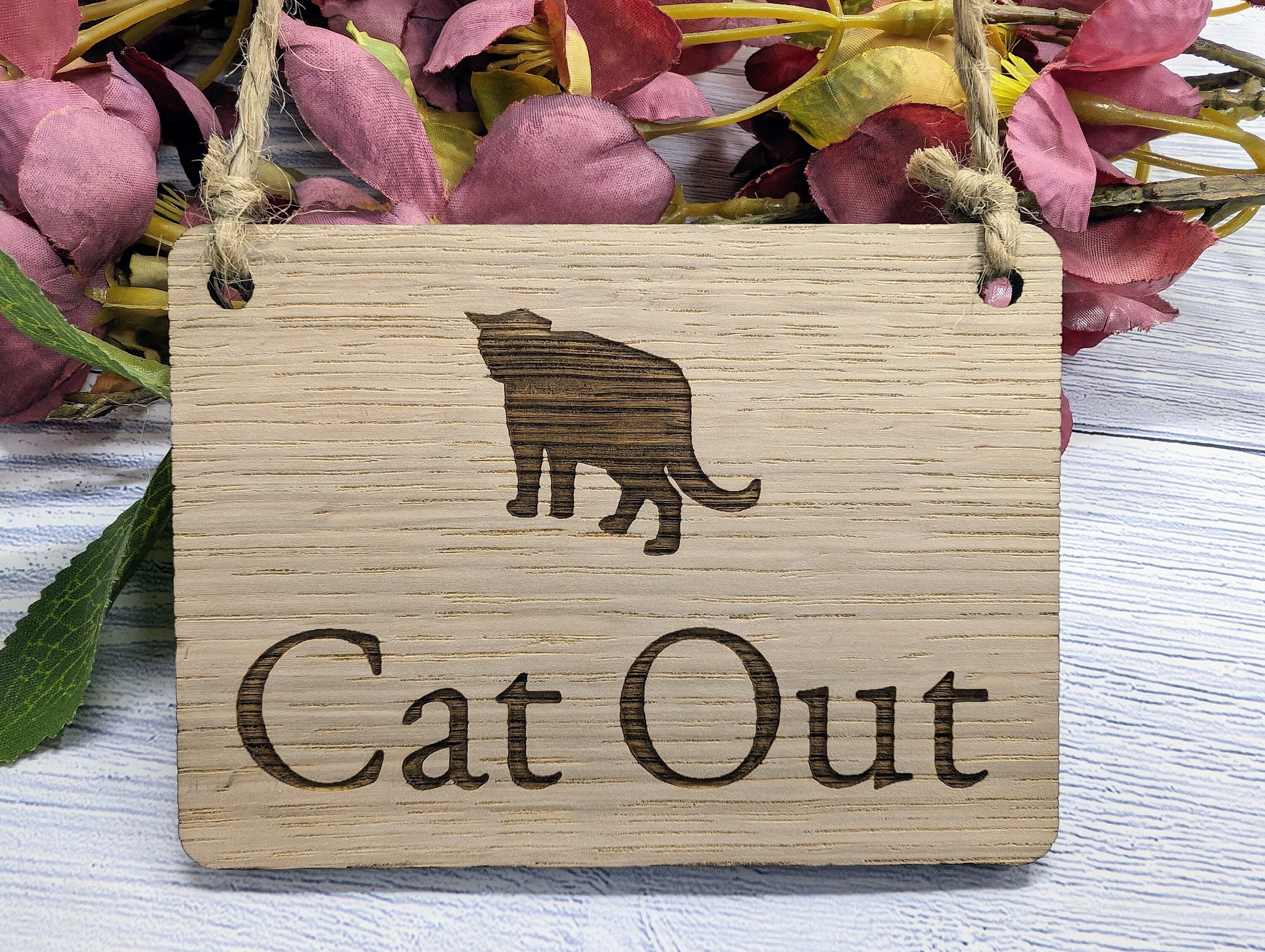 Double-sided 'cat In/out' Wooden Tracker Sign - Eco-friendly ...