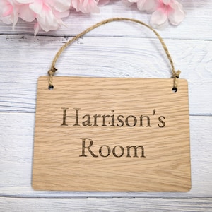 Personalised Children&#39;s Room Door Sign - Custom Name Oak Veneer Sign