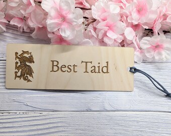 Welsh Dragon Wooden Bookmark Engraved Taid Gift | Book Lover Keepsake | Handmade Wales Literature Accessory | Gift for Grandad or Nana