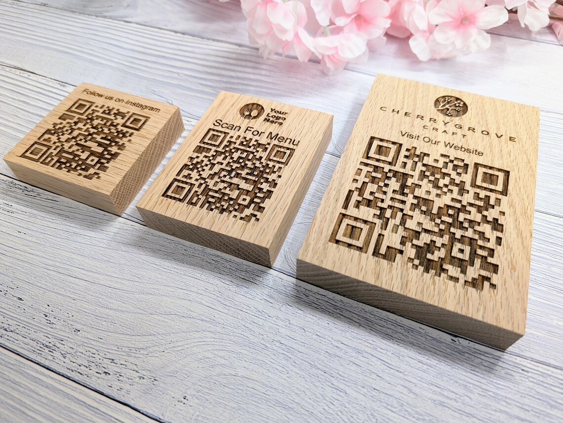 QR Code Solid Oak Blocks - Personalised Oak Blocks - QR Code - Custom ...