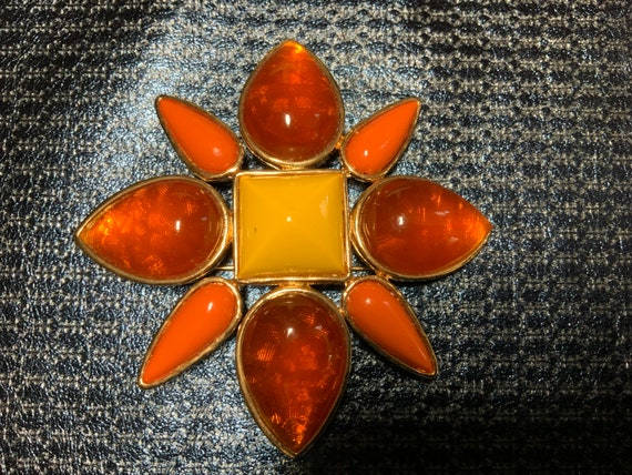 50’s - 60’s  Era Brooch - image 1