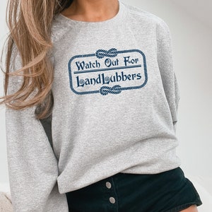 Beach Sweatshirt Lake Shirt, Lake Sweatshirt, Trendy Shirt for Women,  Vacation Shirt, Beach Shirt, Cruise, Summer Sweatshirt, Coastal,